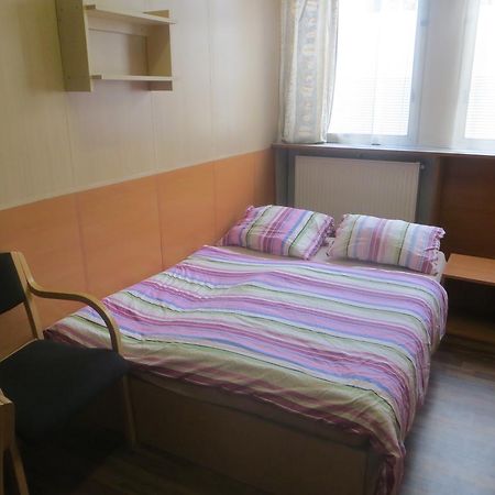 Hostel Monty Říčany Esterno foto
