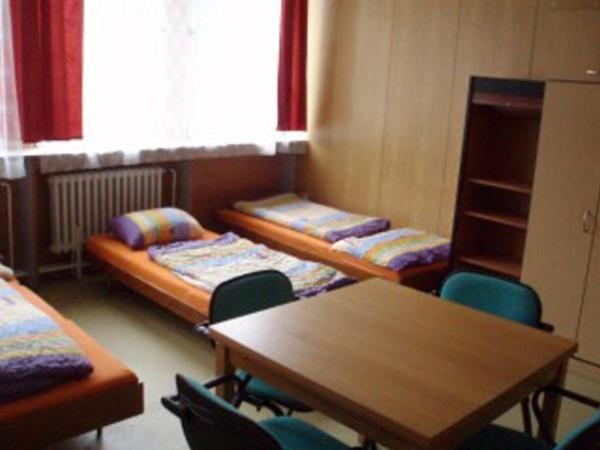 Hostel Monty Říčany Esterno foto