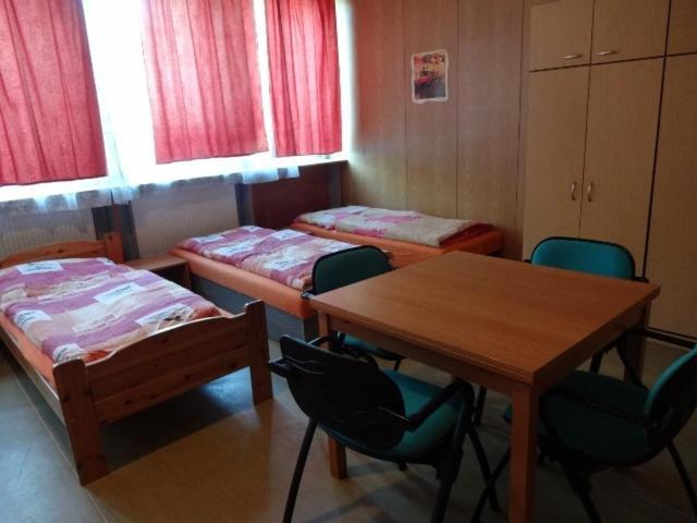 Hostel Monty Říčany Camera foto
